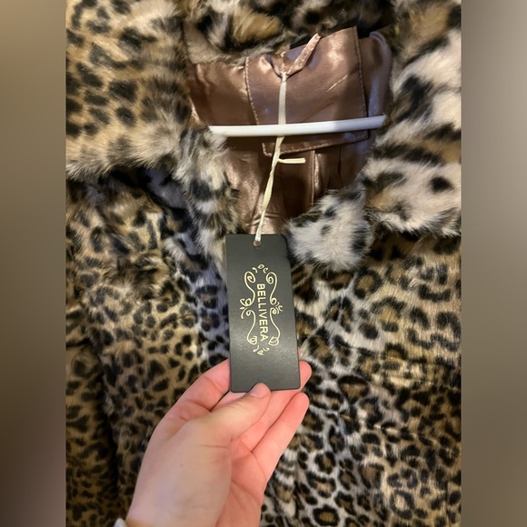 NWT Faux Cheetah Coat - Picture 4 of 4